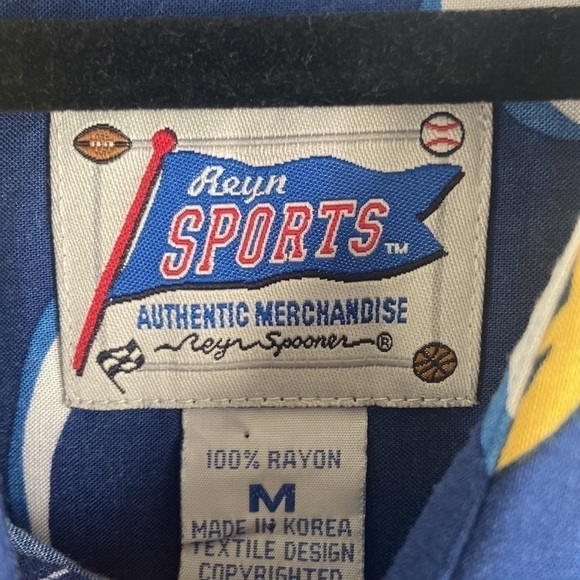 Reyn Spooner NCAA UC Berkeley Golden Bears Hawaiian Shirt - Picture 7 of 11